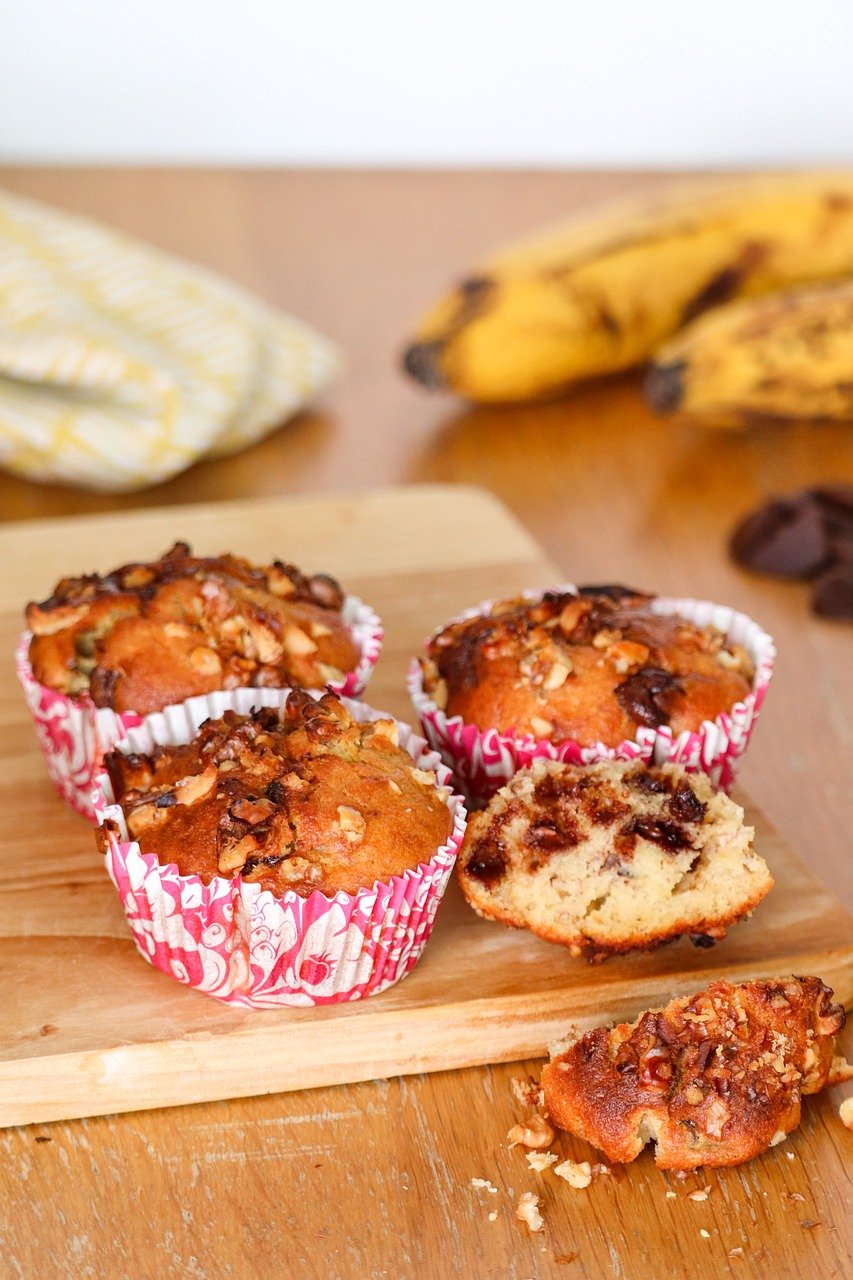 How to make gluten-free banana muffins recipes with easy methods?