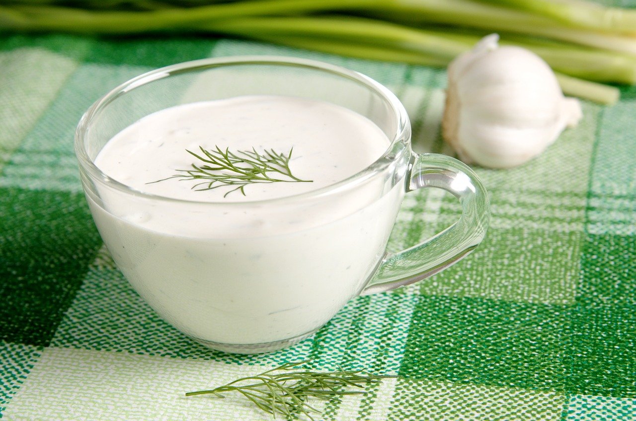 How do you make ambrosia recipe sour cream