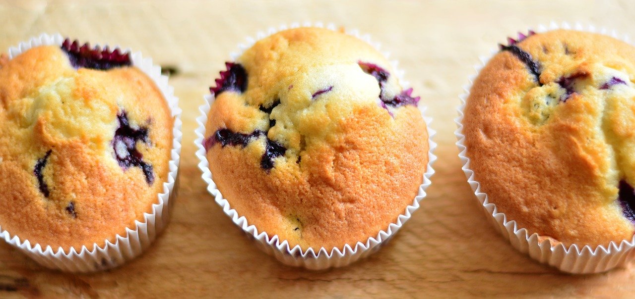 How do you make blueberry muffin recipe mary berry
