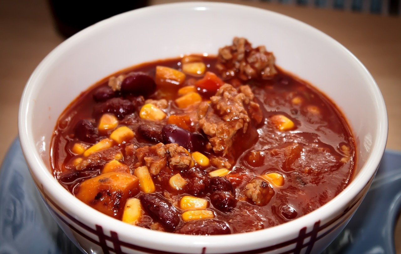How do you Make Mary berry everyday chili con Carne