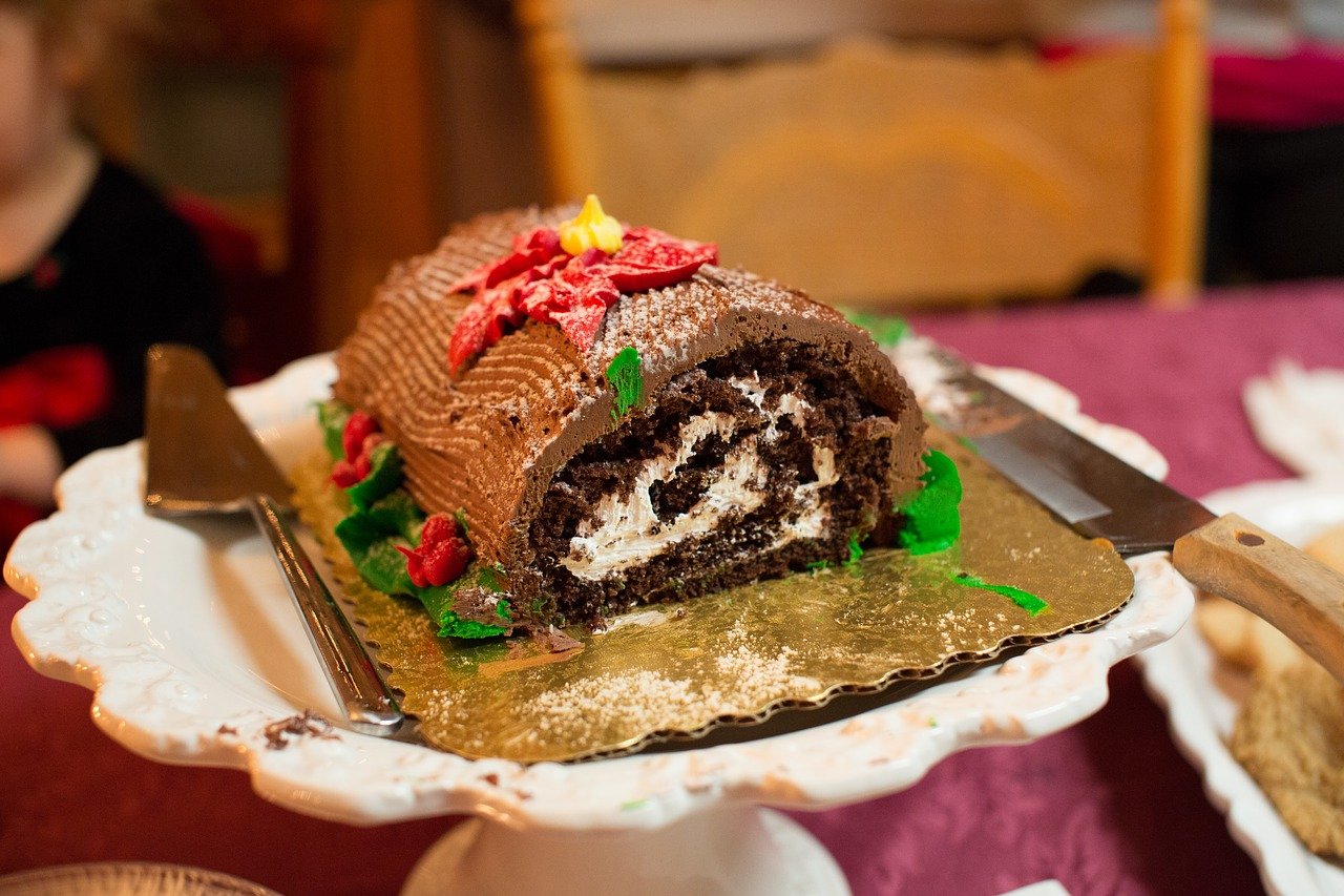 How do you make recipe for yule log mary berry