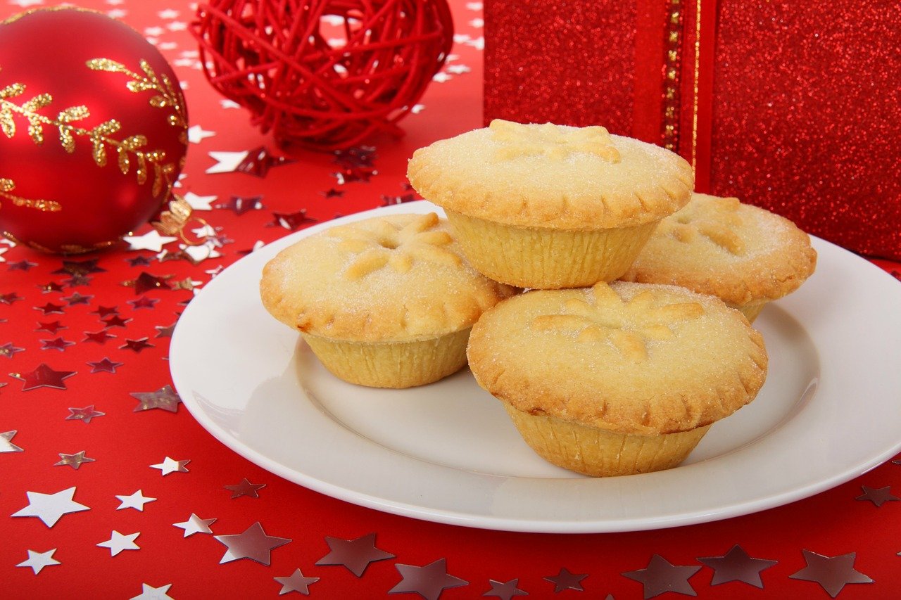mary berry feathered mince pies