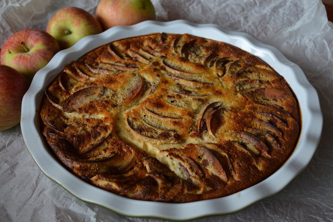 mary berry best ever apple cake
