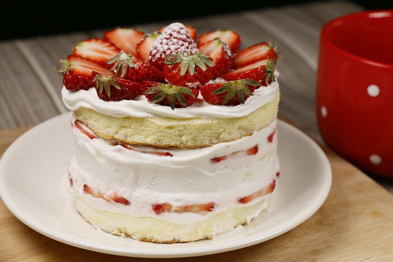 mary berry strawberry fraisier cake